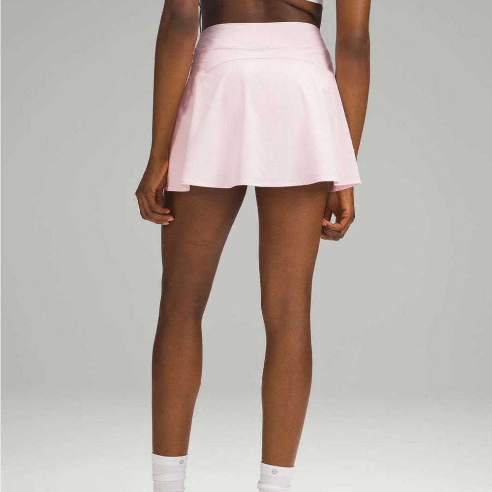 Lululemon 🍋Lightweight High-Rise Tennis Skirt🩷 - Picture 4 of 8